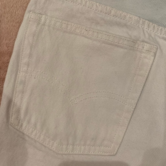 Levi Two-Tone Denim Shorts - Picture 6 of 6